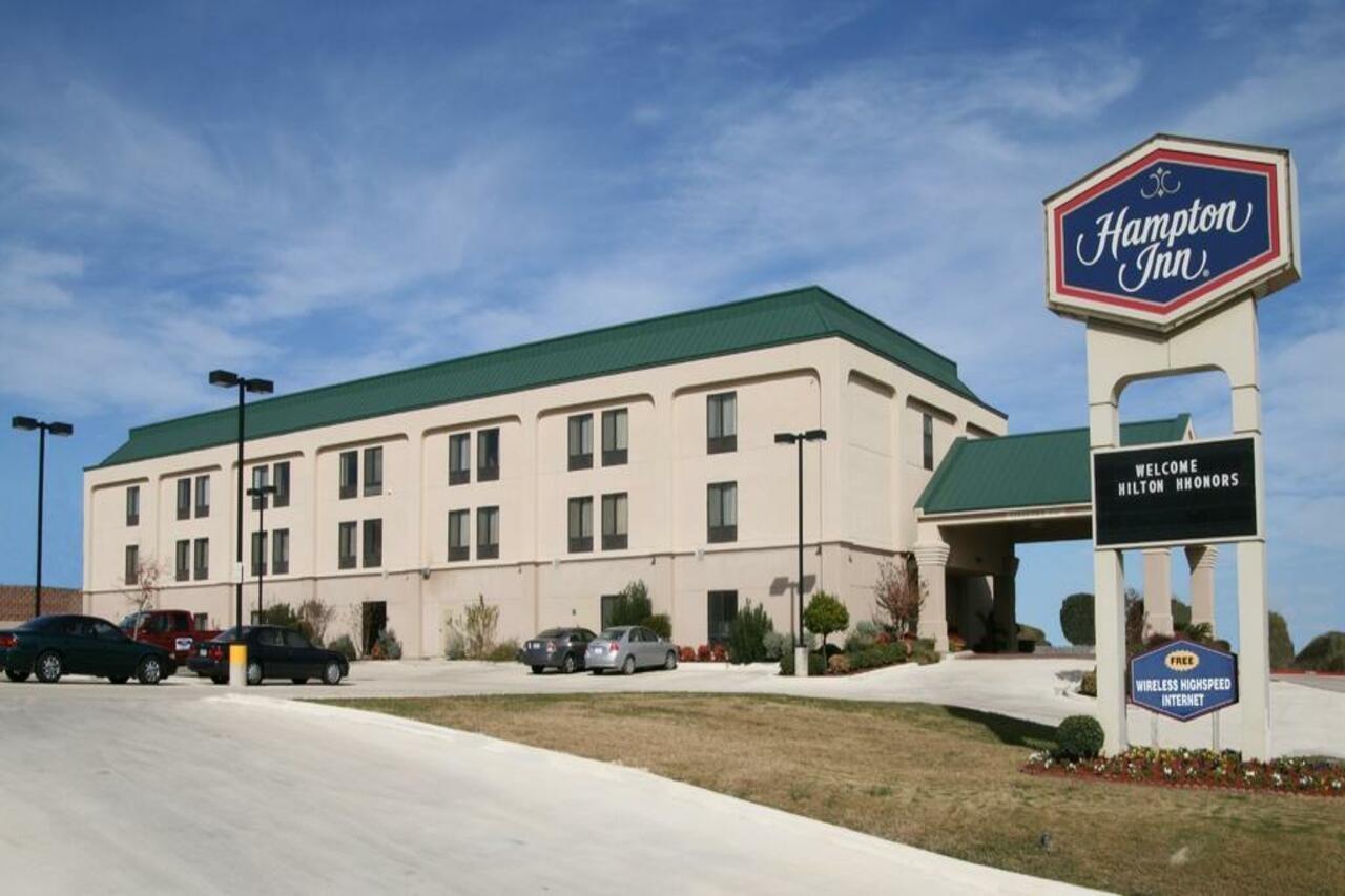 Hampton Inn Kerrville Exterior photo