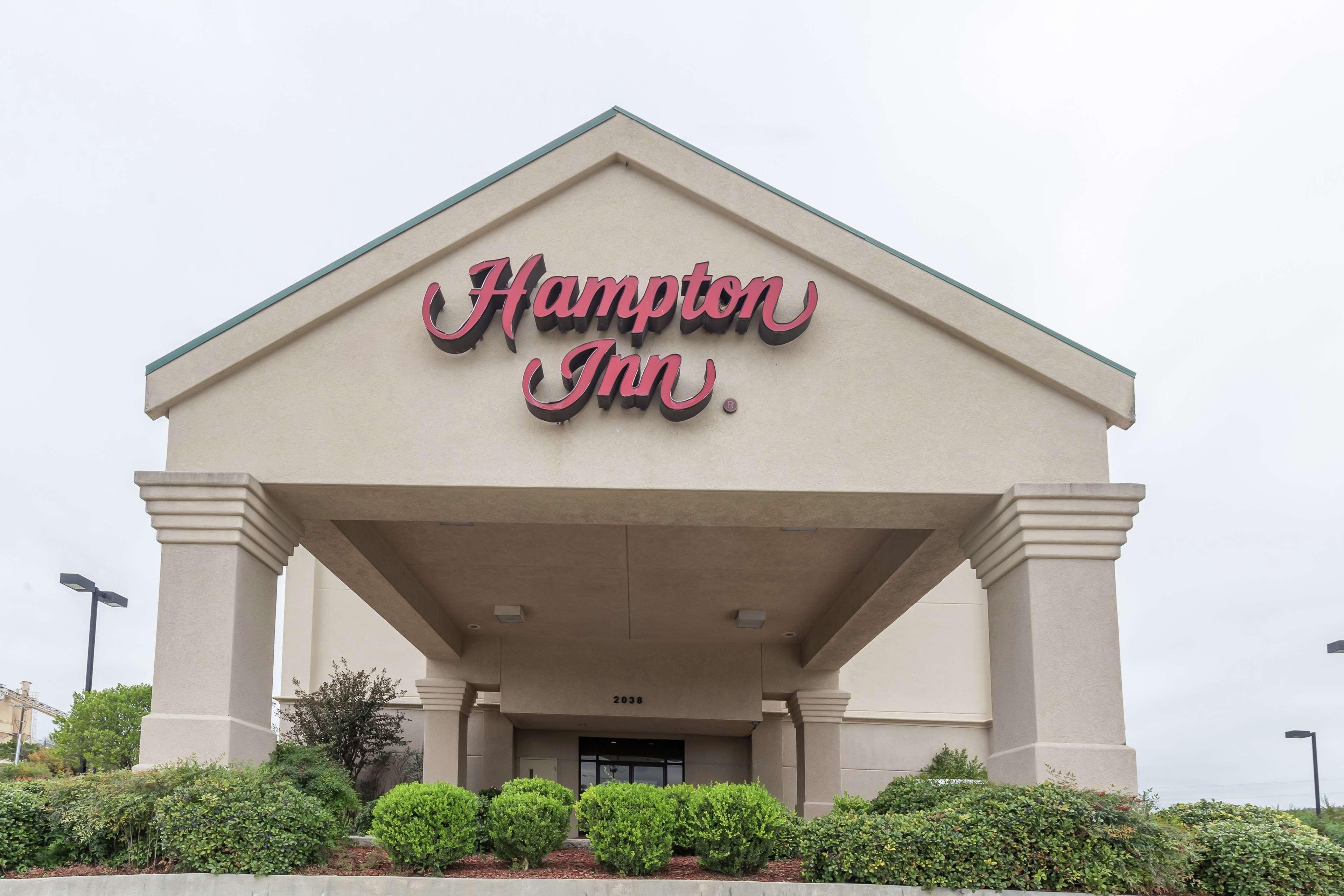 Hampton Inn Kerrville Exterior photo