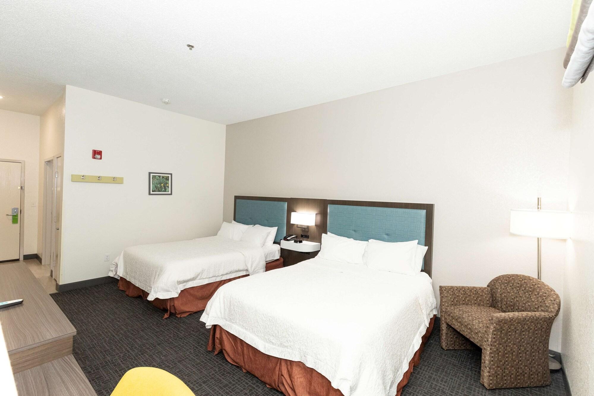 Hampton Inn Kerrville Exterior photo